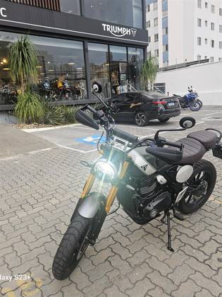 TRIUMPH SCRAMBLER 400 X TRIUMPH SCRAMBLER 400 X